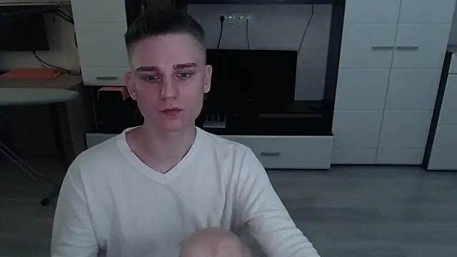 angryzan online show from September 30, 6:08 am