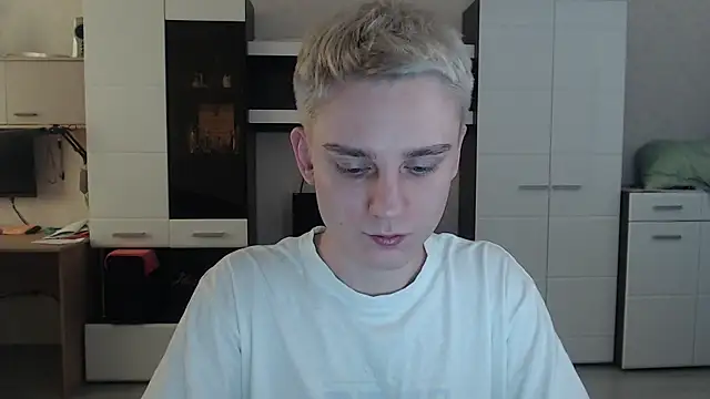 angryzan online show from February 27, 6:07 am