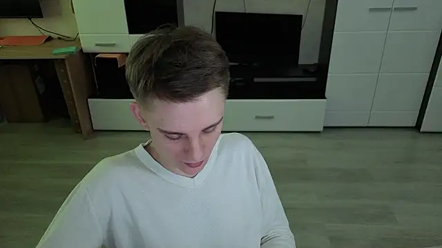 angryzan online show from February 6, 8:33 am