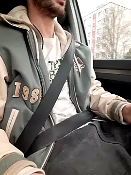 Zeefy online show from December 16, 8:52 am