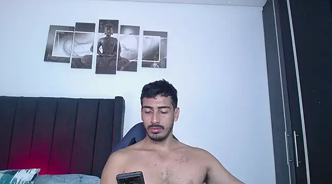 Snapshot of muscle_ares chatting on March 14, 1:13 pm muscle ares online show from March 14, 1:13 pm