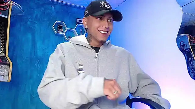 Liam lee online show from January 17, 1:03 pm