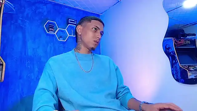 Liam lee online show from January 26, 1:04 pm