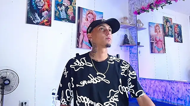 Liam lee online show from October 15, 11:12 pm