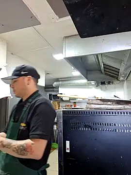 Victorjose3030 online show from October 13, 7:20 pm