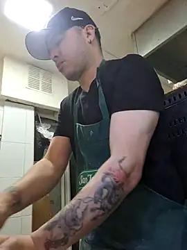 Victorjose3030 online show from October 6, 8:02 pm