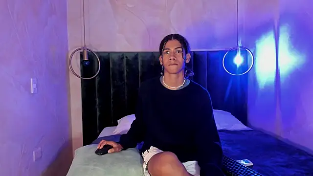 Maxim-Walker online show from January 14, 3:11 am