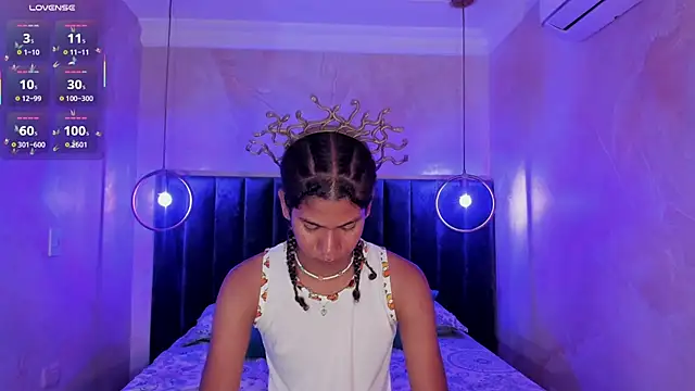 Maxim-Walker online show from October 29, 3:20 am