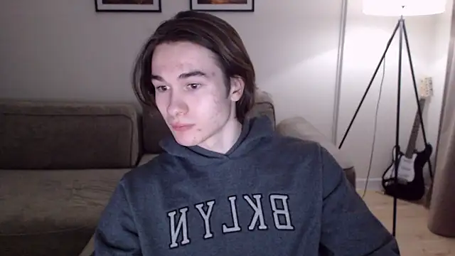 MarkusDean online show from March 8, 6:14 pm