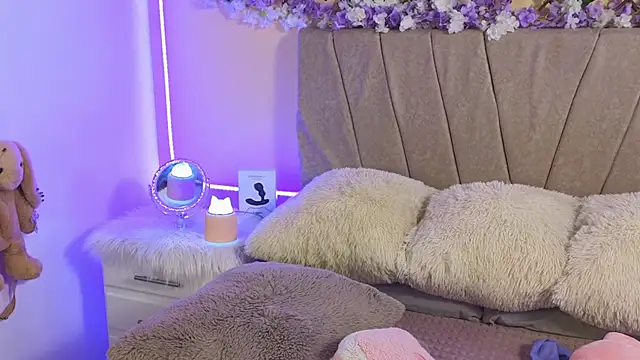 Baby Xian online show from January 28, 10:23 pm