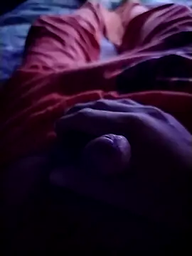 Snapshot of Luiz_097 chatting on September 27, 6:44 am Luiz 097 online show from September 27, 6:44 am