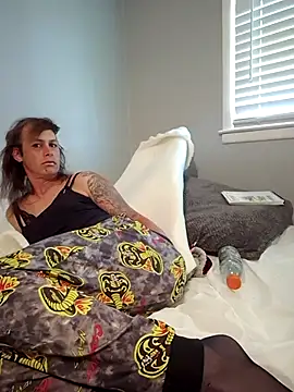 cdressupdiva online show from March 7, 6:49 pm