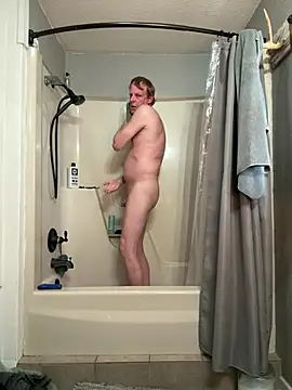 ianvaghn2252 online show from April 4, 10:29 pm