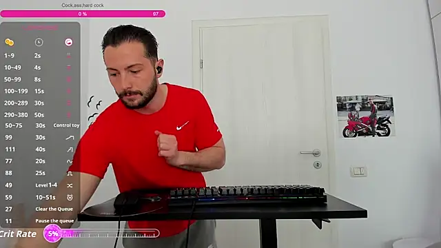 ZackFraser online show from April 18, 7:32 am