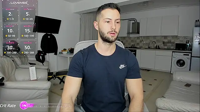 ZackFraser online show from December 18, 5:04 am