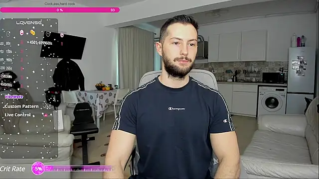 ZackFraser online show from March 5, 6:44 am