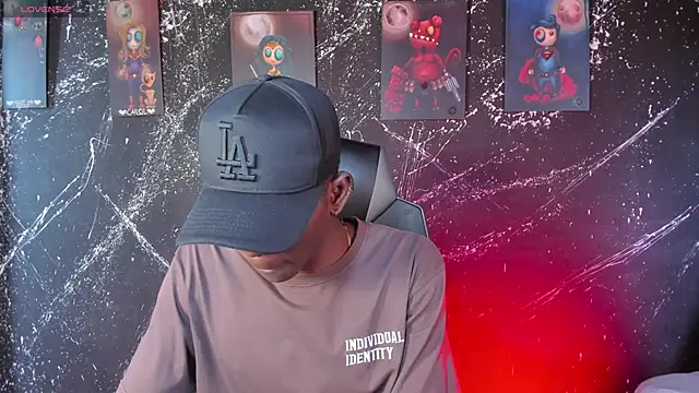 JacksonMuller  online show from April 1, 1:41 pm