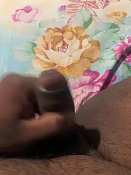 Snapshot of amil93sl chatting on October 17, 6:56 pm amil93sl online show from October 17, 6:56 pm