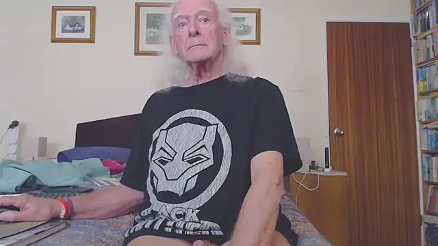 WaverlyKernow online show from March 26, 3:38 pm