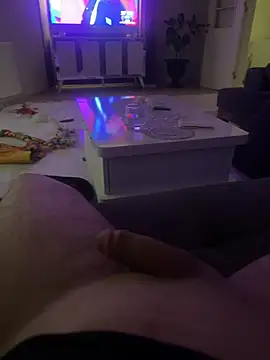 lazoglu0061 online show from January 19, 12:06 am