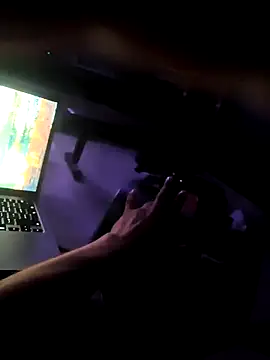 WyzwolonyMen online show from September 18, 1:07 am