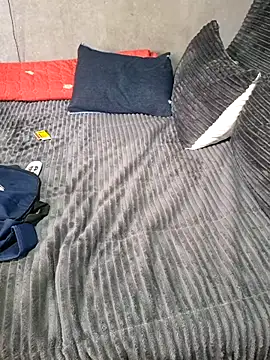 Petrossa online show from March 30, 11:11 am