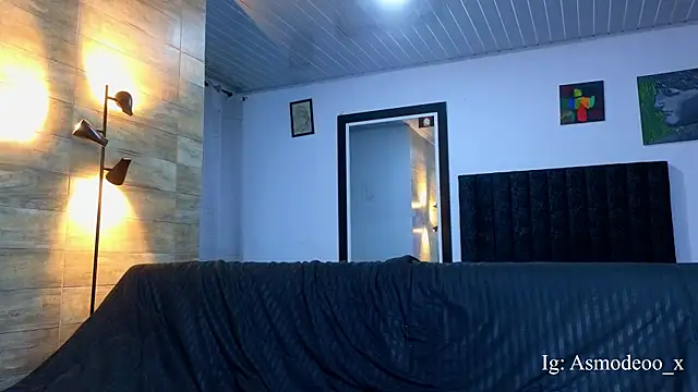 AsmodeoCox online show from April 1, 5:31 am