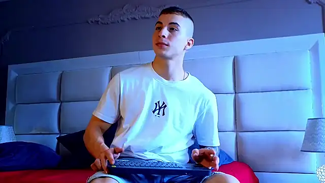 AsmodeoCox online show from January 20, 9:01 pm