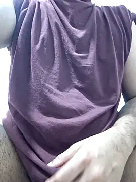 Snapshot of alesssterling chatting on October 31, 7:34 am alesssterling online show from October 31, 7:34 am