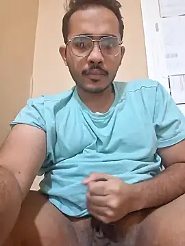 Snapshot of alesssterling chatting on February 2, 3:28 pm alesssterling online show from February 2, 3:28 pm