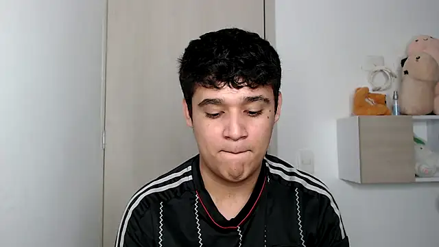 kaiine190 online show from October 21, 10:29 am