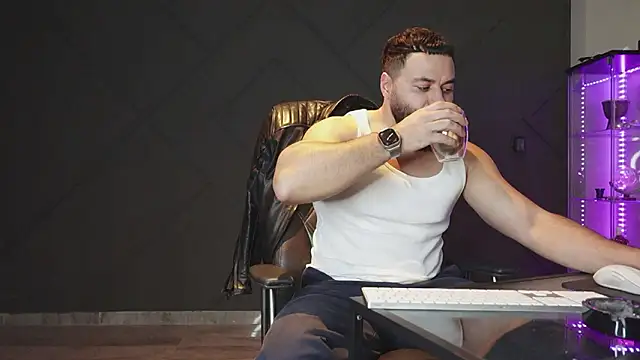 mattmasterss online show from February 27, 8:19 pm