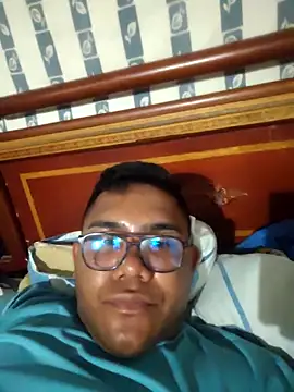 juniorxxx14 online show from April 10, 2:40 am