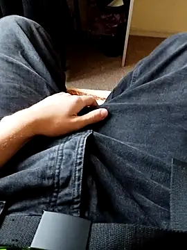 Snapshot of alejandrololo chatting on October 28, 2:19 pm alejandrololo online show from October 28, 2:19 pm