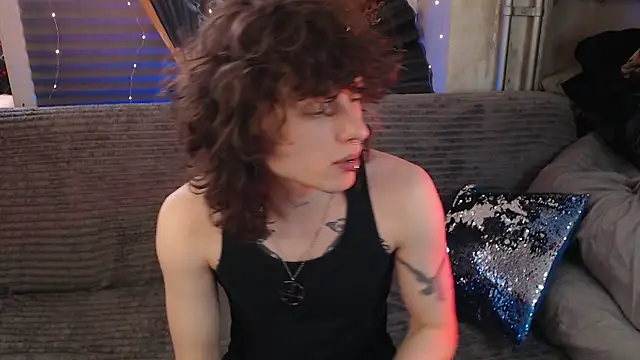 axxxturel online show from April 12, 2:18 pm