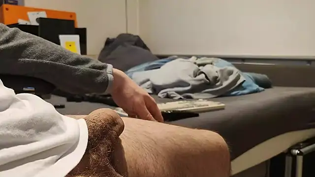 Alphapimmelchen online show from December 19, 9:51 am