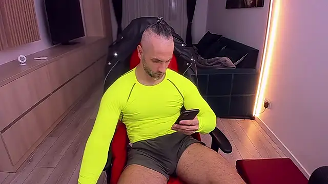 MarisMuscle online show from February 15, 7:17 pm