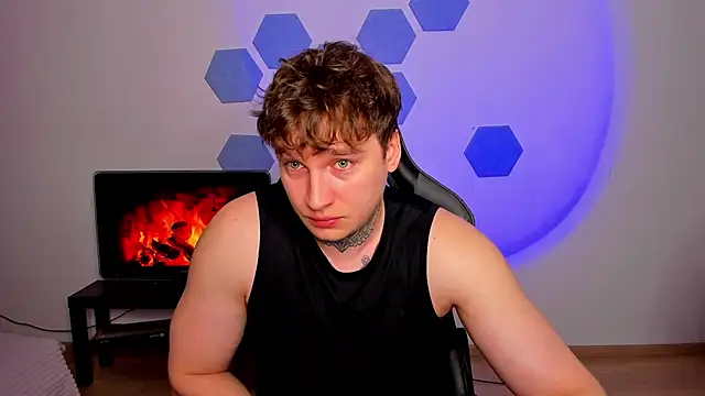 Chris Tyson online show from April 18, 10:05 am