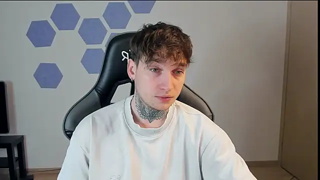 Chris Tyson online show from January 31, 11:03 pm