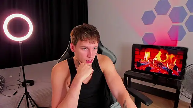 Chris Tyson online show from September 11, 11:59 pm