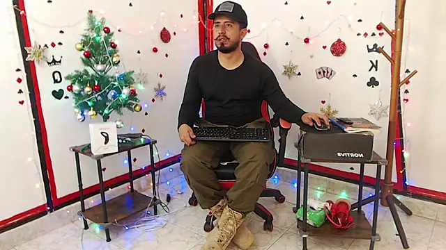 KalethBigDick online show from December 7, 3:30 pm