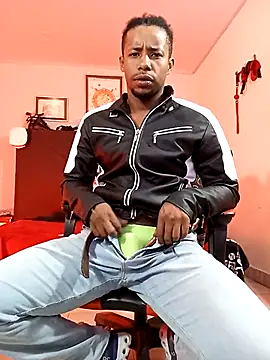 AlejoKhalifa  online show from March 7, 10:35 am