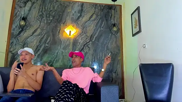 liam genner  online show from February 4, 12:08 am