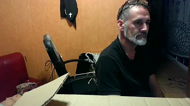 Snapshot of Lia_Y_PatrickX chatting on September 30, 9:51 pm Lia Y PatrickX online show from September 30, 9:51 pm
