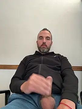 leon3875 online show from April 8, 3:21 pm