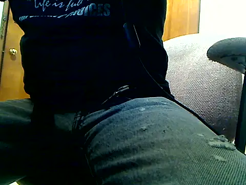 markluvskitty online show from December 16, 1:18 pm