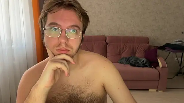 kiopiggy online show from December 5, 7:15 am