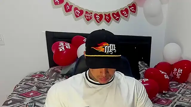 Stiven collins online show from February 16, 5:48 am