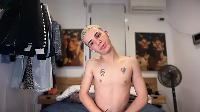 Cristian Delgado online show from December 14, 7:37 am