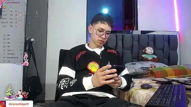 Mr daren  online show from December 31, 4:57 pm